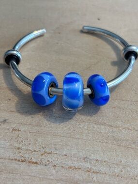 Glass beads with 925 silver core